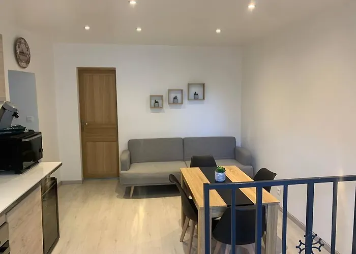 Location De A De La Cave Szymczak Quarante